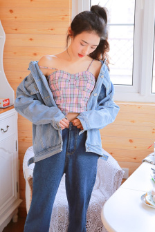 撕开美女的衣服
